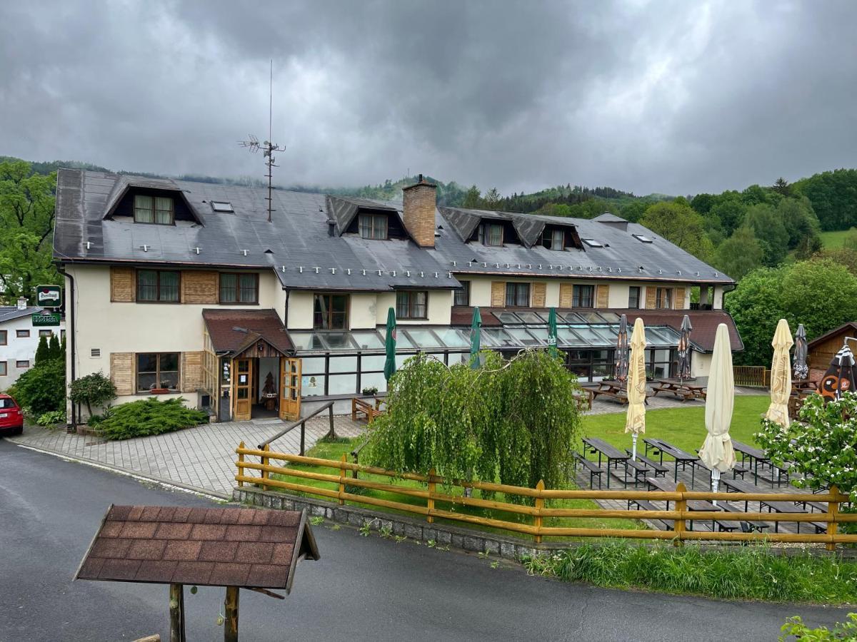 Hotel Stary Mlyn Jesenik Exterior photo